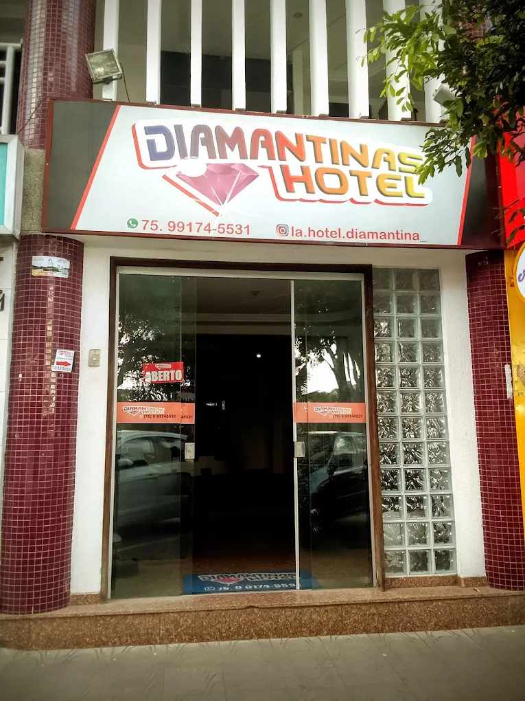 Hotel Diamantinas no centro de Serrinha BA
